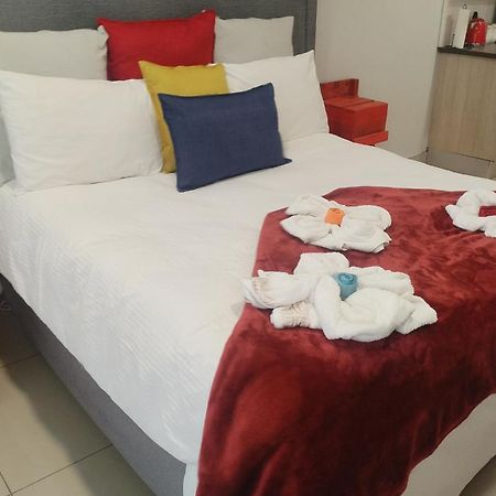 Atterbury Self Catering Studios 프레토리아 외부 사진