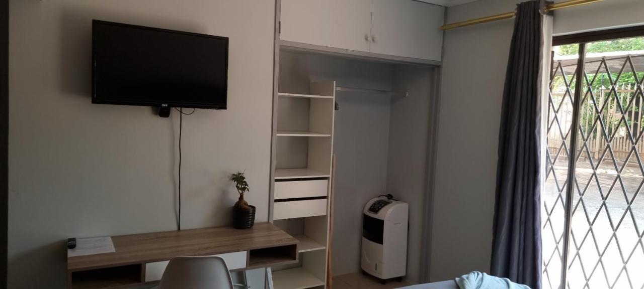 Atterbury Self Catering Studios 프레토리아 외부 사진