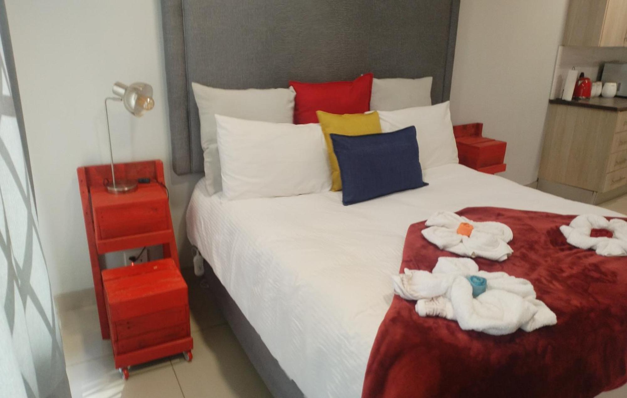 Atterbury Self Catering Studios 프레토리아 외부 사진