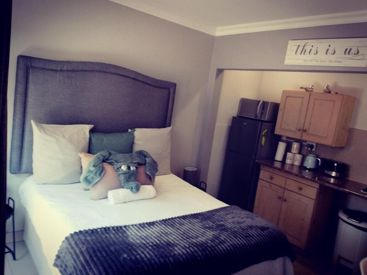 Atterbury Self Catering Studios 프레토리아 외부 사진